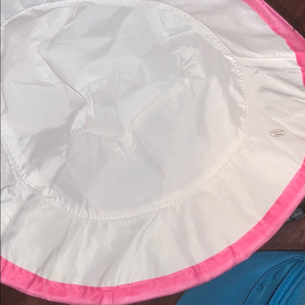 Miami Heat Gift Set Bundle Deal 𝐹𝒶𝓈𝒽𝒾𝑜𝓃 - Picture 3 of 4